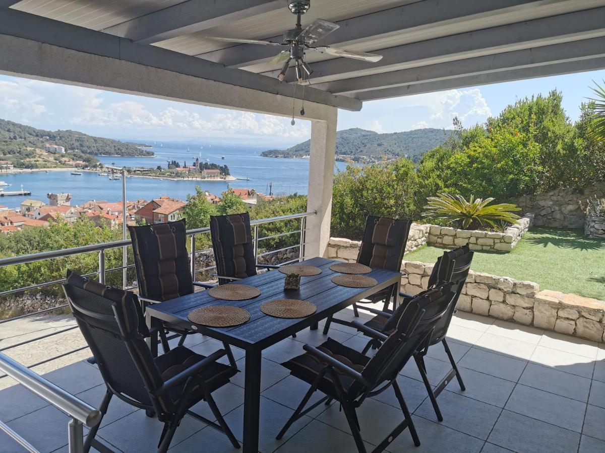 Luxury Apartment Prestige Villa Bellevue Vis Exterior photo