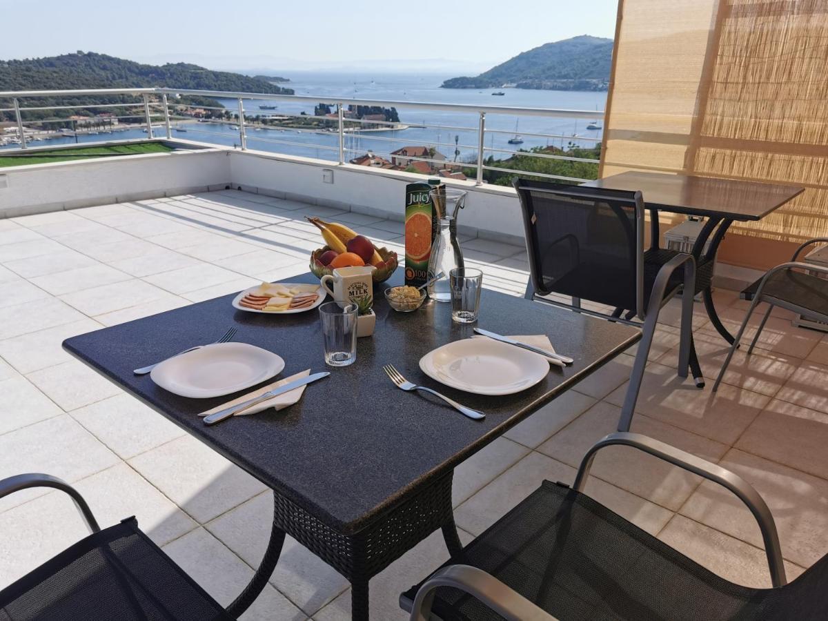 Luxury Apartment Prestige Villa Bellevue Vis Exterior photo