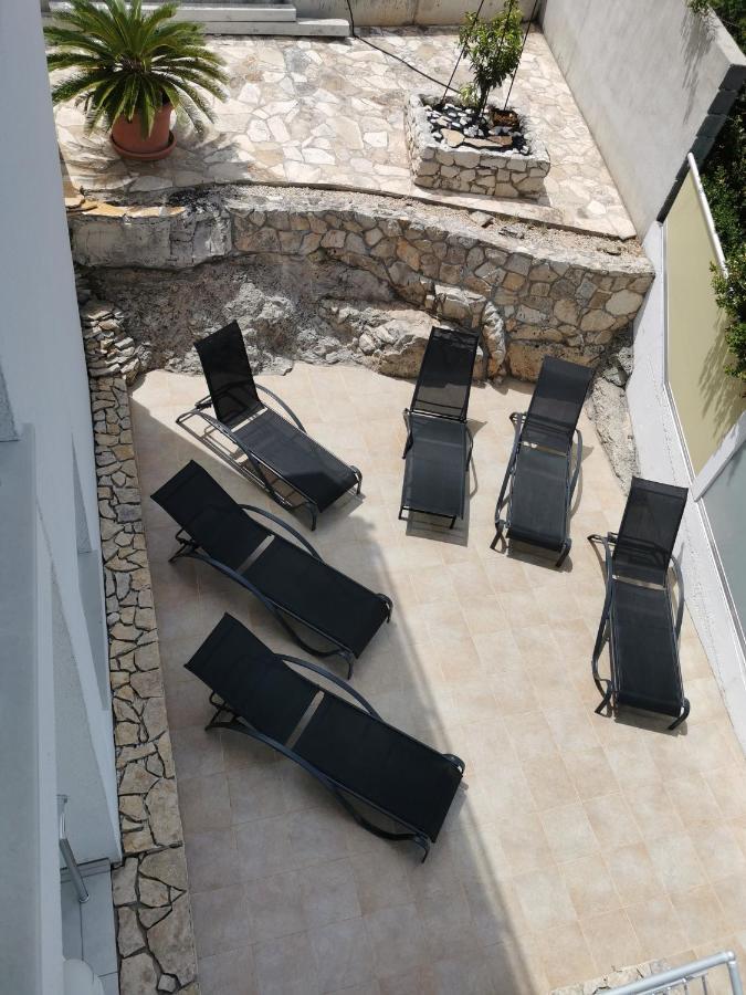 Luxury Apartment Prestige Villa Bellevue Vis Exterior photo